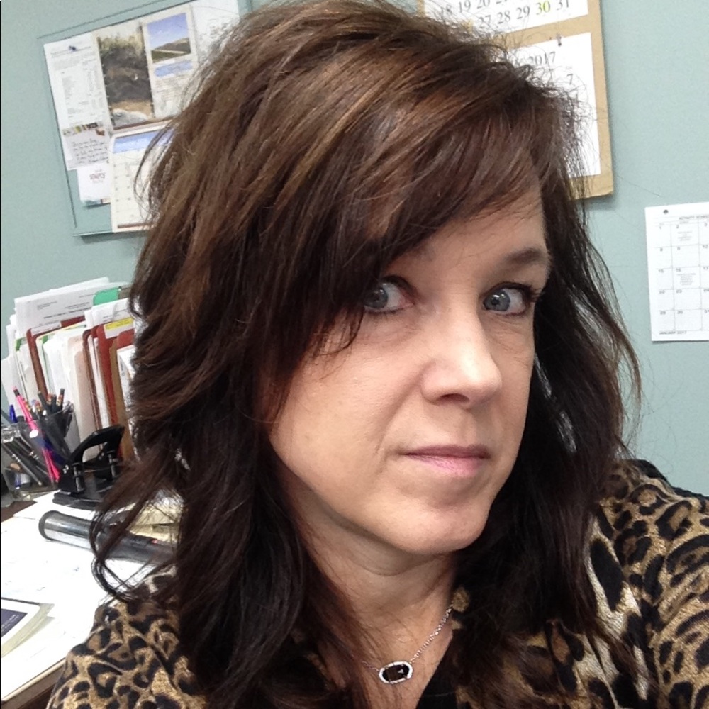 Meet your Posher, Tina